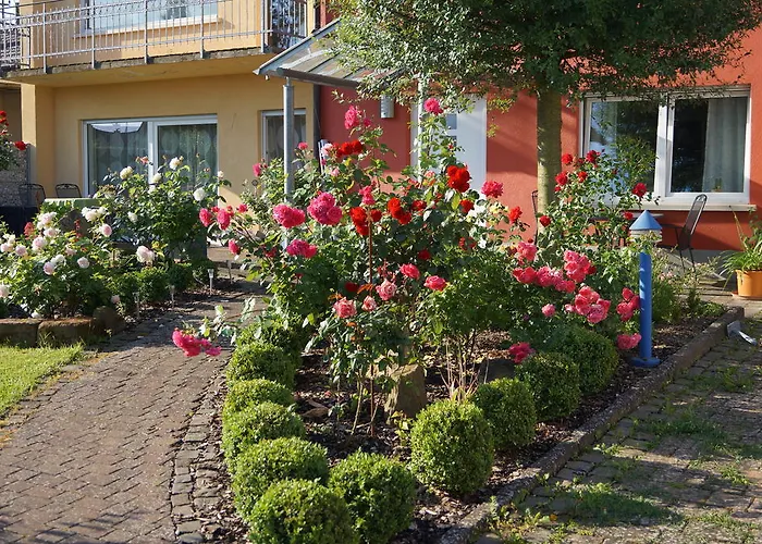 Ferienhaus Schloss-Garten